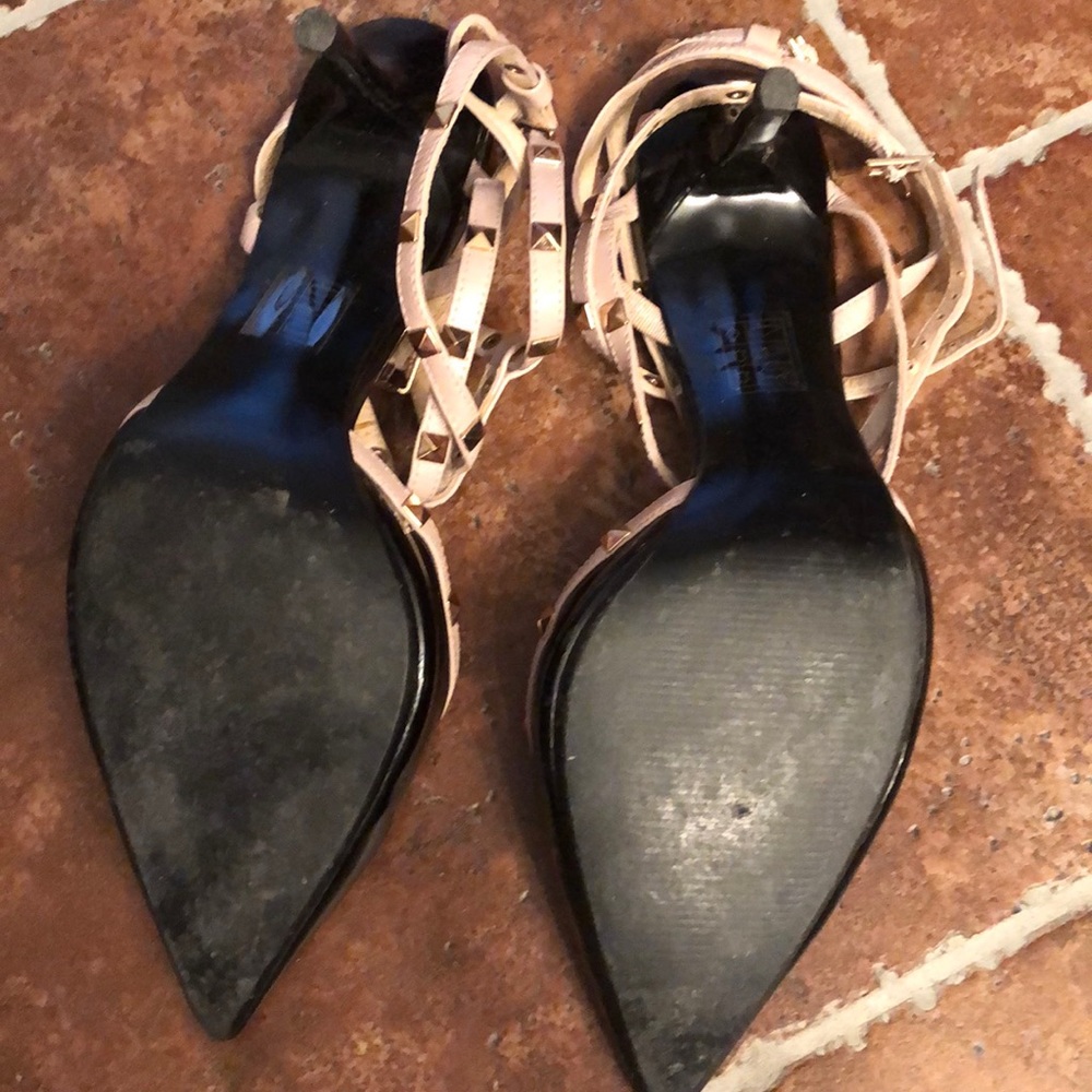 Shoes - Picture 2 of 6